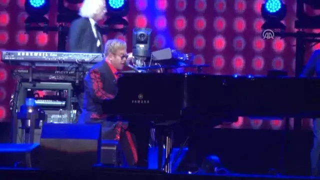 Elton John, Expo'da Konser Verdi - Antalya