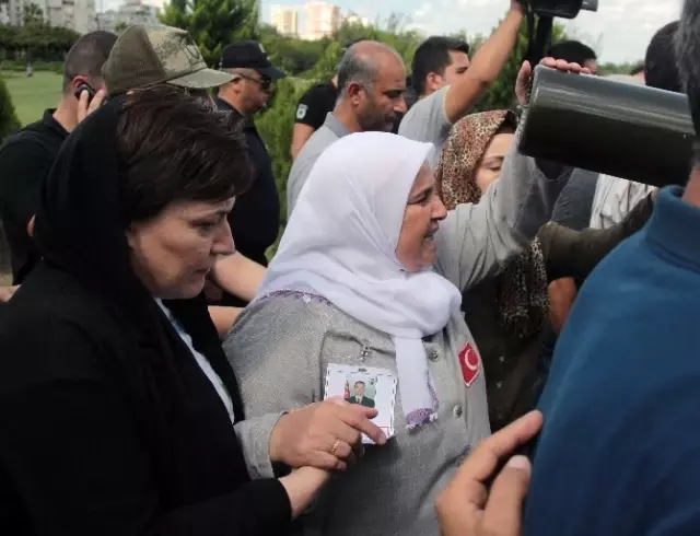 Şehadet Haberini Hacda Alan Anne: Kurtlara Kuşlara Yalvardım Oğluma Dua Edin Diye
