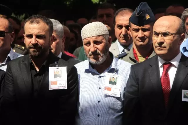 Şehadet Haberini Hacda Alan Anne: Kurtlara Kuşlara Yalvardım Oğluma Dua Edin Diye