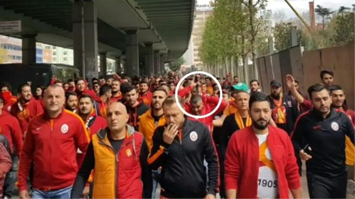 Sırtına Döner Bıçağı Saklayan Taraftar Gözden Kaçmadı