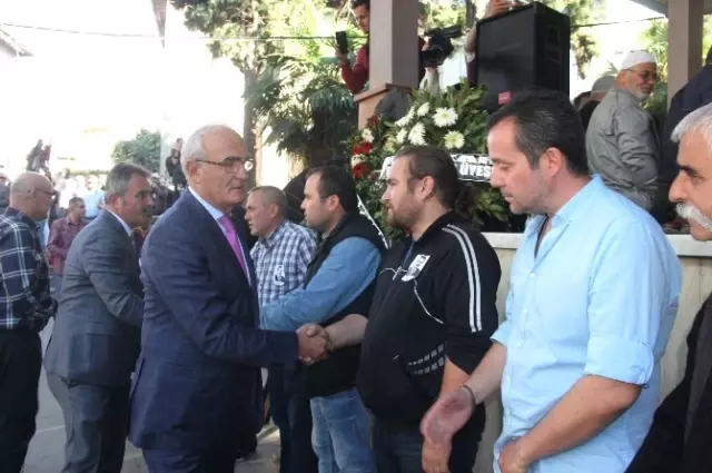 Eski Başkan Hasan Aslan'a Gözyaşı