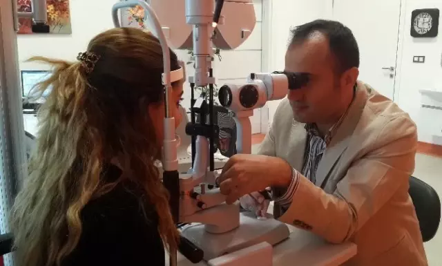 Uzmanlardan Göz Tansiyonu 'Avareş' Uyarısı Uzmanlardan Göz Tansiyonu 'Avareş' Uyarısı