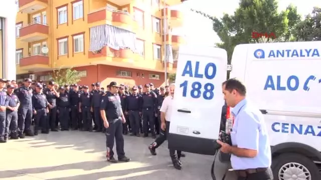 Alanya Görev Şehidi İtfaiye Eri Törenle Uğurlandı Alanya Görev Şehidi İtfaiye Eri Törenle Uğurlandı