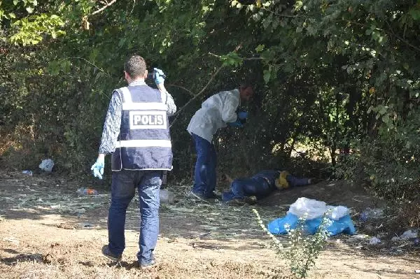 23 Yaşındaki Gencin Pancar Tarlasında Cesedi Bulundu