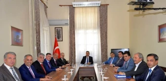 Bilecik Valisi Elban Belediye Başkanları ile Toplandı