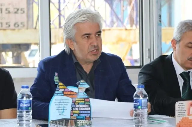 Akhisar'da Yeni Üniversite Binasının Yüzde 75'i Tamamlandı Akhisar'da Yeni Üniversite Binasının Yüzde 75'i Tamamlandı