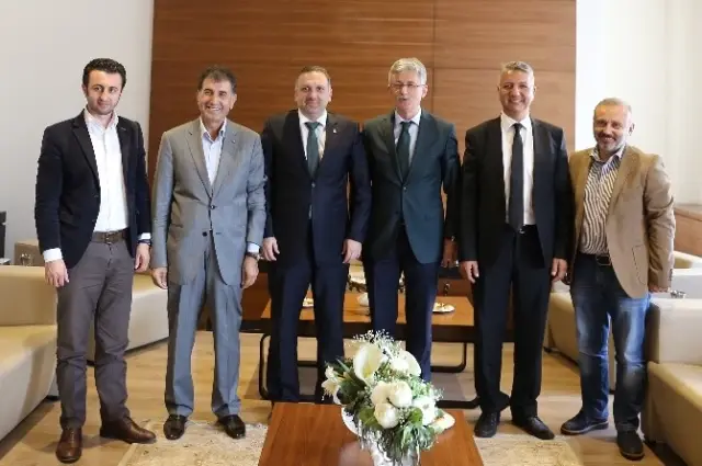 Koto'ya 'Hayırlı Olsun' Ziyaretleri Sürüyor
