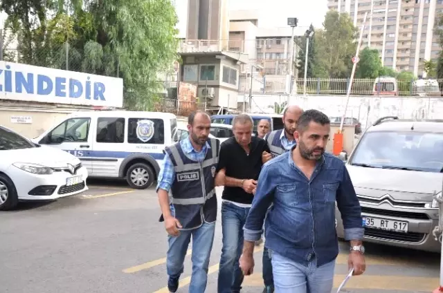 Soyguncu Polis Çıktı