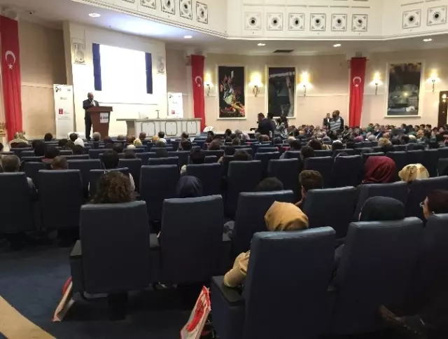 Ümraniye'de Bağımlılıkla Mücadelede Farkındalık Paneli