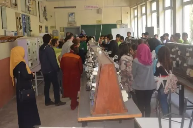 Osmaneli'de 8. Sınıf Öğrencileri İçin 'Geleceğe Yolculuk' Projesi Osmaneli'de 8. Sınıf Öğrencileri İçin 'Geleceğe Yolculuk' Projesi