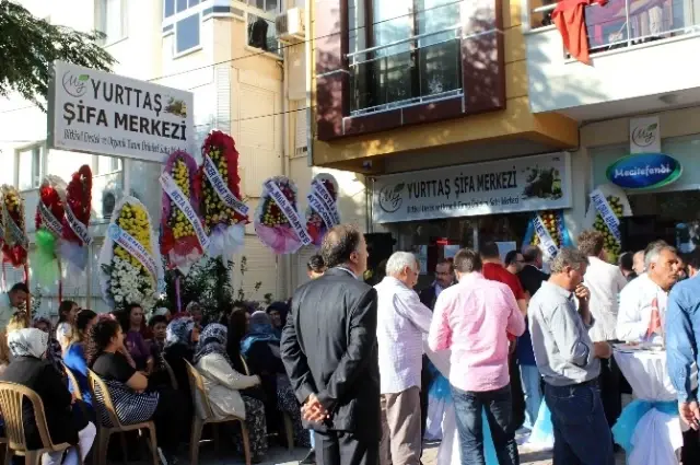 Yurttaş Şifa Merkezi Salihli'de Açıldı Yurttaş Şifa Merkezi Salihli'de Açıldı