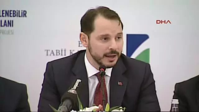 Konya Bakan Albayrak: Karapınar'da 1000 Megavatlık Güneş Enerji Santrali Konya Bakan Albayrak: Karapınar'da 1000 Megavatlık Güneş Enerji Santrali