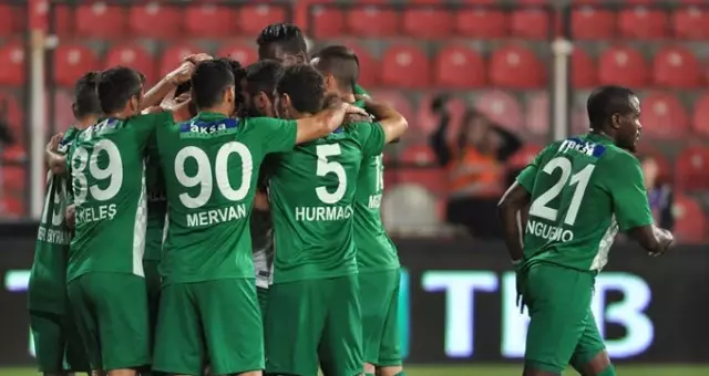 Akhisar Belediyespor, Adanaspor'u 1-0 Yendi Akhisar Belediyespor, Adanaspor'u 1-0 Yendi
