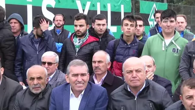 Sakaryaspor Tuncay Şanlı Ile Sözleşme Imzaladı Sakaryaspor Tuncay Şanlı Ile Sözleşme Imzaladı