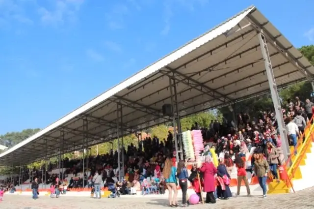 Manisa'da Cumhuriyet Bayramı Kutlamaları Manisa'da Cumhuriyet Bayramı Kutlamaları