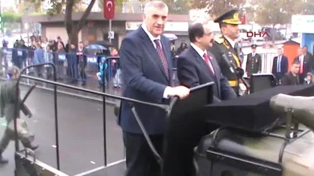 Sakarya MHP'li Vekil, AK Parti Il Başkanı'nın Protokolde Ön Sırada Oturmasına Tepki Göstererek... Sakarya MHP'li Vekil, AK Parti Il Başkanı'nın Protokolde Ön Sırada Oturmasına Tepki Göstererek...