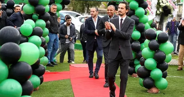 Tuncay Şanlı, Sakaryaspor'un Başındaki İlk Maçında 2-0 Kazandı Tuncay Şanlı, Sakaryaspor'un Başındaki İlk Maçında 2-0 Kazandı