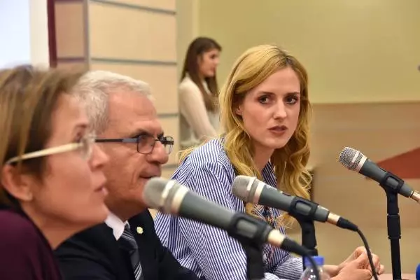 Wilma Elles: Dünya Çok Fazla Kirlendi Wilma Elles: Dünya Çok Fazla Kirlendi
