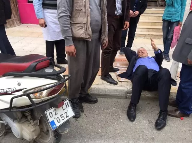 Adıyaman'da Belediye Başkanına Motosiklet Çarptı