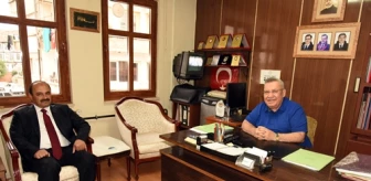 Rektör Aydın'dan Kastamonu Barosu'na Ziyaret