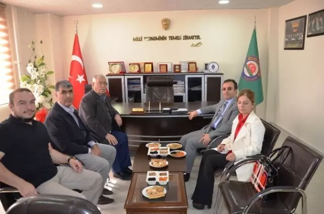 Vali Çataklı Ziraat Odası ile Kuyumcular Odasını Ziyaret Etti