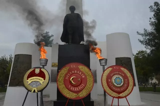 Atatürk, Doğu ve Güneydoğu'da Saygıyla Anıldı
