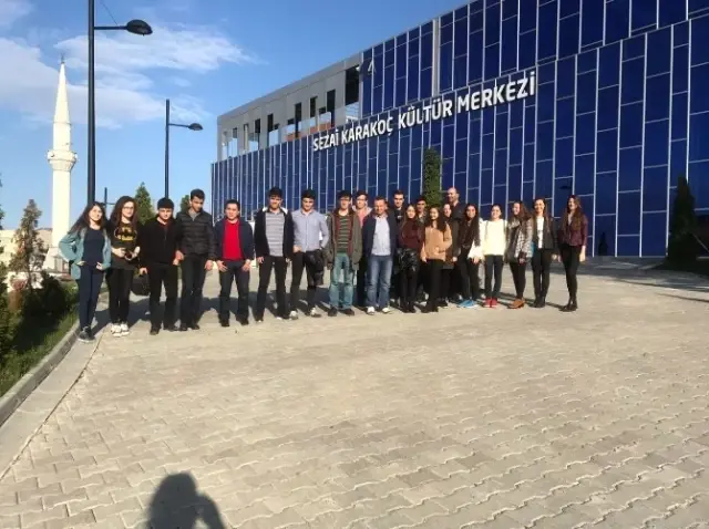 Üniversiteye Hazırlanan Öğrenciler Farabi Kampüsü'nü Gezdi Üniversiteye Hazırlanan Öğrenciler Farabi Kampüsü'nü Gezdi