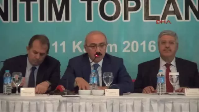 Van Bakan Elvan: Yatırımcıya Her Türlü Imkanı Sunuyoruz Van Bakan Elvan: Yatırımcıya Her Türlü Imkanı Sunuyoruz