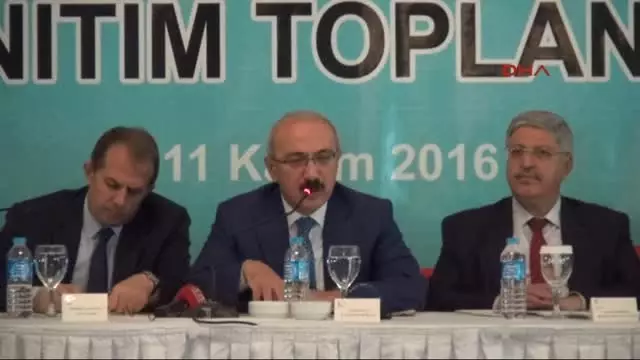 Van Bakan Elvan: Yatırımcıya Her Türlü Imkanı Sunuyoruz Van Bakan Elvan: Yatırımcıya Her Türlü Imkanı Sunuyoruz
