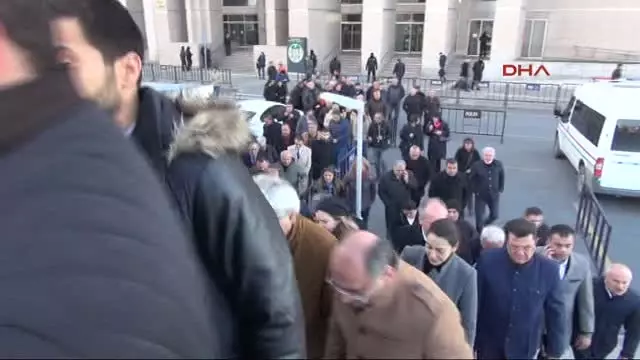 CHP Milletvekili Enis Berberoğlu Ilk Kez Hakim Karşısına Çıktı CHP Milletvekili Enis Berberoğlu Ilk Kez Hakim Karşısına Çıktı