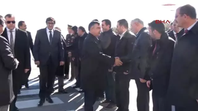 Bakan Yılmaz: Öğretmen Eğitimin Temel Unsudurur Bakan Yılmaz: Öğretmen Eğitimin Temel Unsudurur