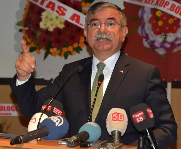 Bakan Yılmaz: Öğretmen Eğitimin Temel Unsudurur Bakan Yılmaz: Öğretmen Eğitimin Temel Unsudurur