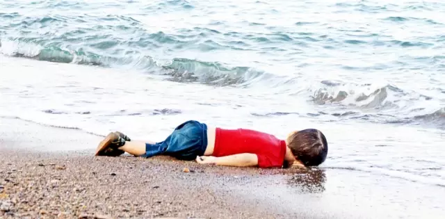Tıme: Dha Muhabiri Nilüfer Demir'in Alan Kurdi Fotoğrafı