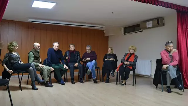Ünlü Oyuncular, Tiyatro Öğrencileriyle Buluştu Ünlü Oyuncular, Tiyatro Öğrencileriyle Buluştu