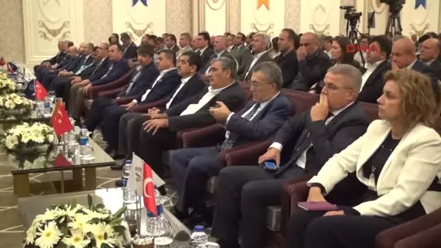 Antalya Türel Ahu Tuğba'nın Ödül Verdiği Festivalden Harvey Keitel'in Ödül Verdiği Festivale Geldik Antalya Türel Ahu Tuğba'nın Ödül Verdiği Festivalden Harvey Keitel'in Ödül Verdiği Festivale Geldik