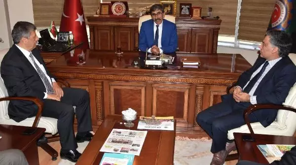 CHP'li Balbay: Biz Ülkenin İyiye Gitmesi İçin Eleştiriyoruz CHP'li Balbay: Biz Ülkenin İyiye Gitmesi İçin Eleştiriyoruz
