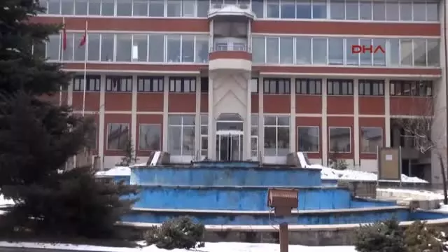 Erzurum Hayali Ödeme Ile Belediyeyi Dolandıranlara Ceza Yağdı Erzurum Hayali Ödeme Ile Belediyeyi Dolandıranlara Ceza Yağdı