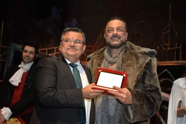 11. Uluslararası Bilecik Tiyatro Festivali Sürüyor 11. Uluslararası Bilecik Tiyatro Festivali Sürüyor