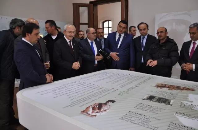 CHP Genel Başkanı Kılıçdaroğlu, Kongre Müzesi'ni Gezdi CHP Genel Başkanı Kılıçdaroğlu, Kongre Müzesi'ni Gezdi
