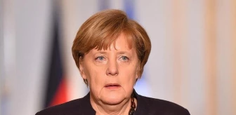 Merkel, Emisyon Skandalı Soruşturma Komisyonuna İfade Verecek