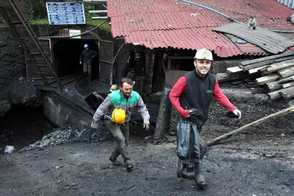 Madencinin Dileği Kazasız Emekli Olabilmek