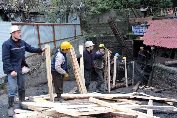 Madencinin Dileği Kazasız Emekli Olabilmek
