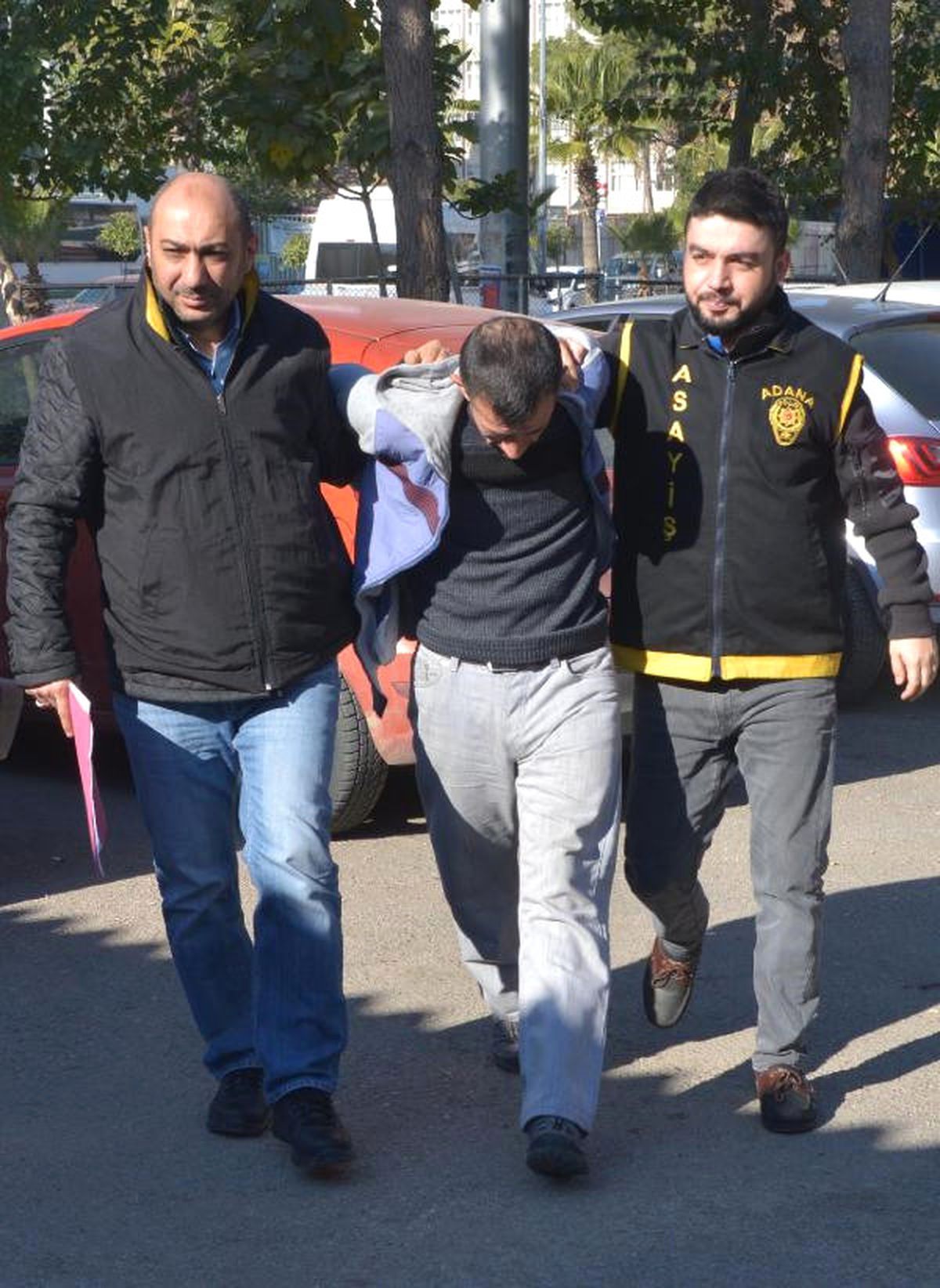 Bisiklet Hırsızı Elindeki Dövmeden Teşhis Edilip Tutuklandı
