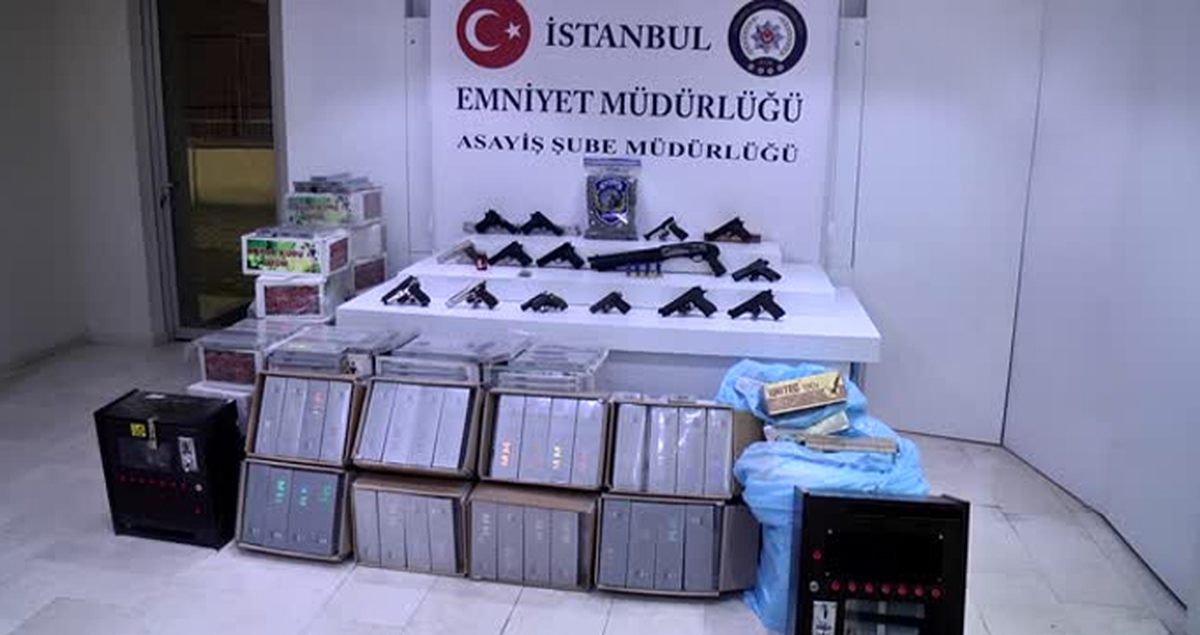 Türkiye'de Gece Yarısı Yapılan 'Huzur' Operasyonunun İstanbul Bilançosu: 114 Gözaltı