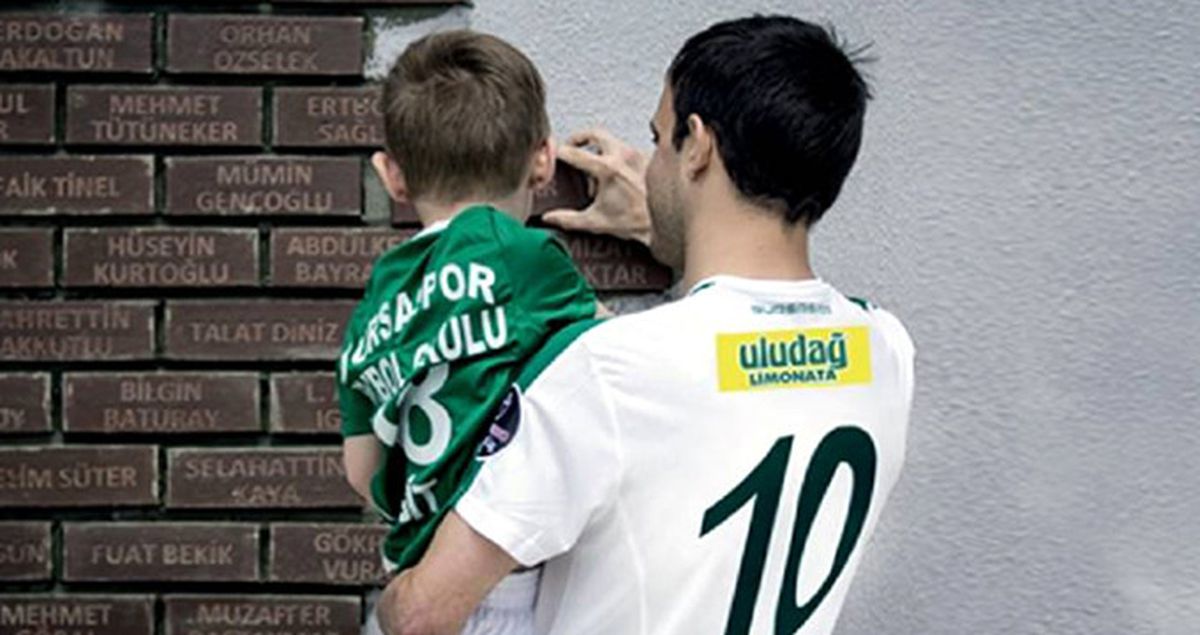 Bursaspor, Saldırıda Ölenlerin İsimlerini Anı Duvarı'na Yazacak