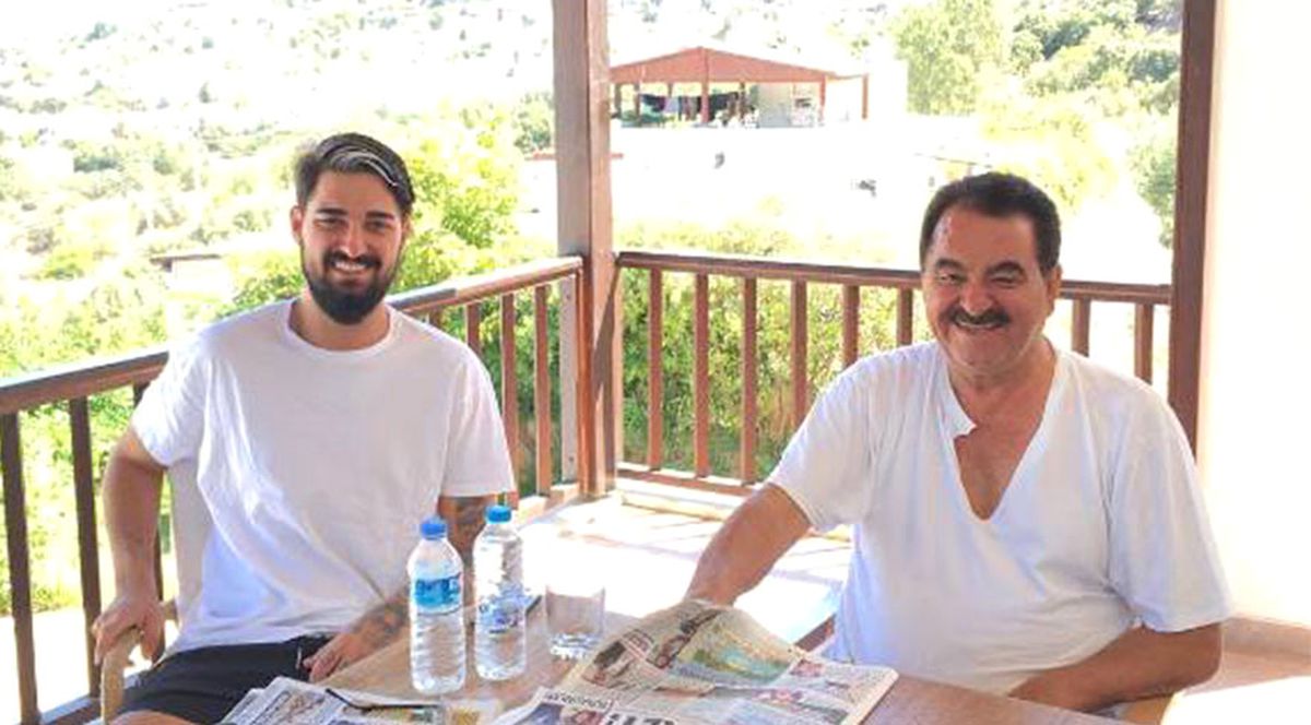 İbrahim Tatlıses Oğlu İdo'yla Fotoğrafını Paylaştı