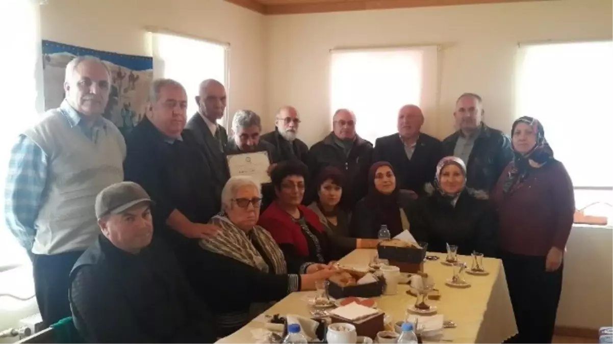 Eşyoder'den Eskişehirli Duayen Şair Muharrem Kubat'a Ömür Boyu Onur Ödülü