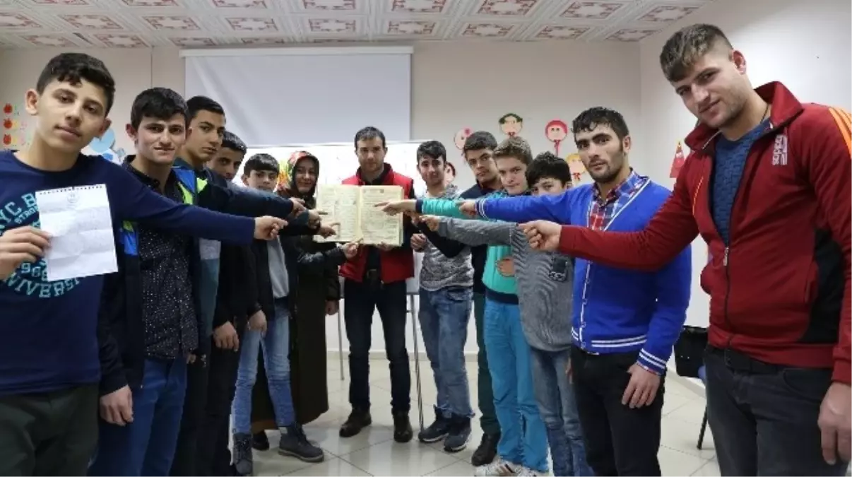 İşaret Dili ile Kur'an-ı Öğrettiler