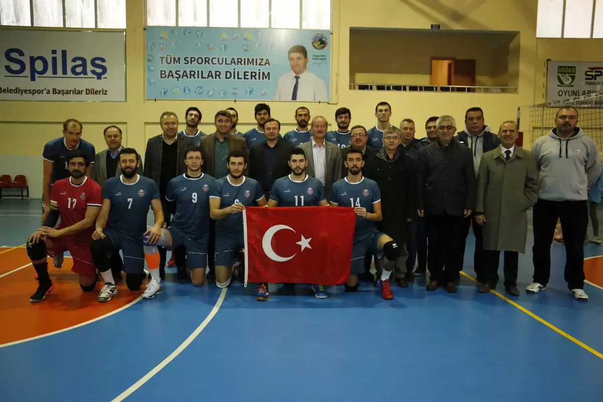 Jeopark Kula Belediyespor'dan Şehitlere Saygı