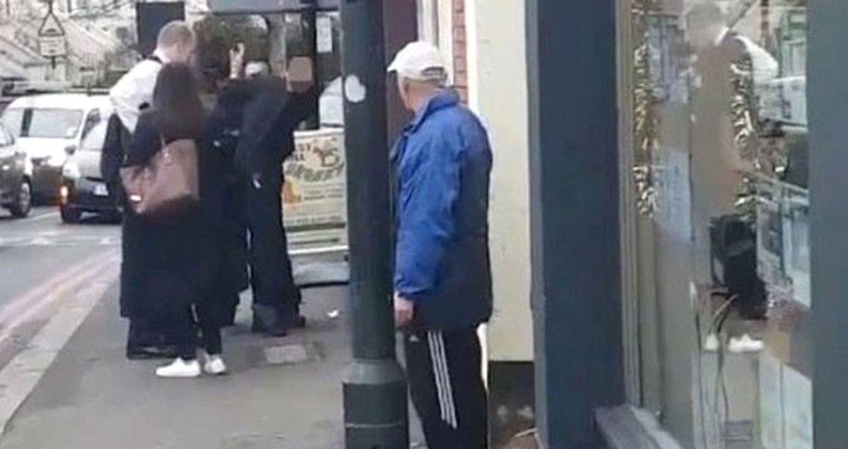 Saldırgan, 'Müslüman Öldürmek İstiyorum' Diye Bağırıp Bıçakladı!